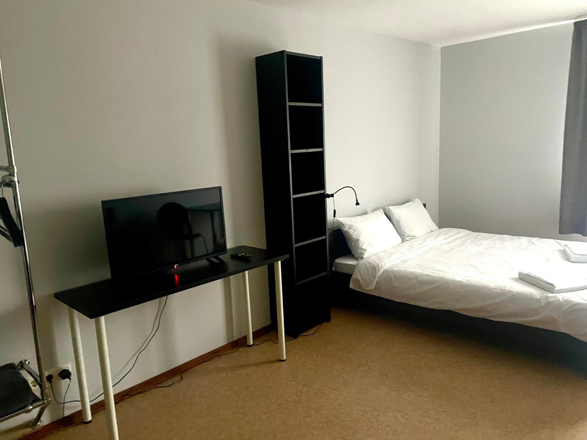 Central Hostel イェルガヴァ エクステリア 写真